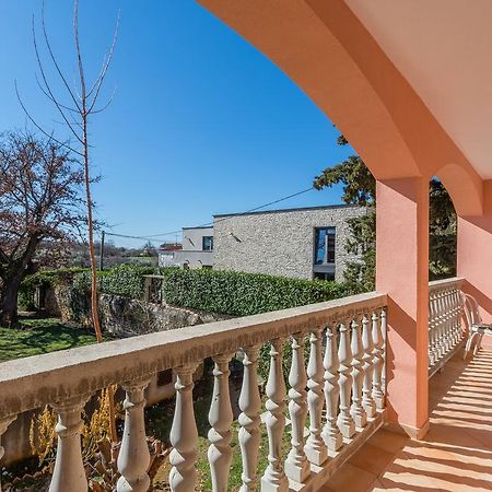 Apartment Emilija Porec Esterno foto