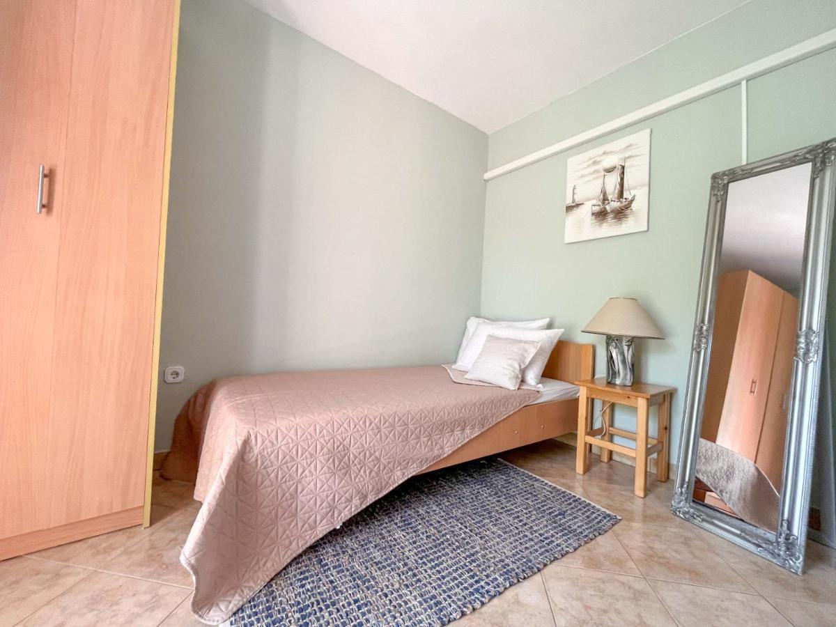 Apartment Emilija Porec Esterno foto