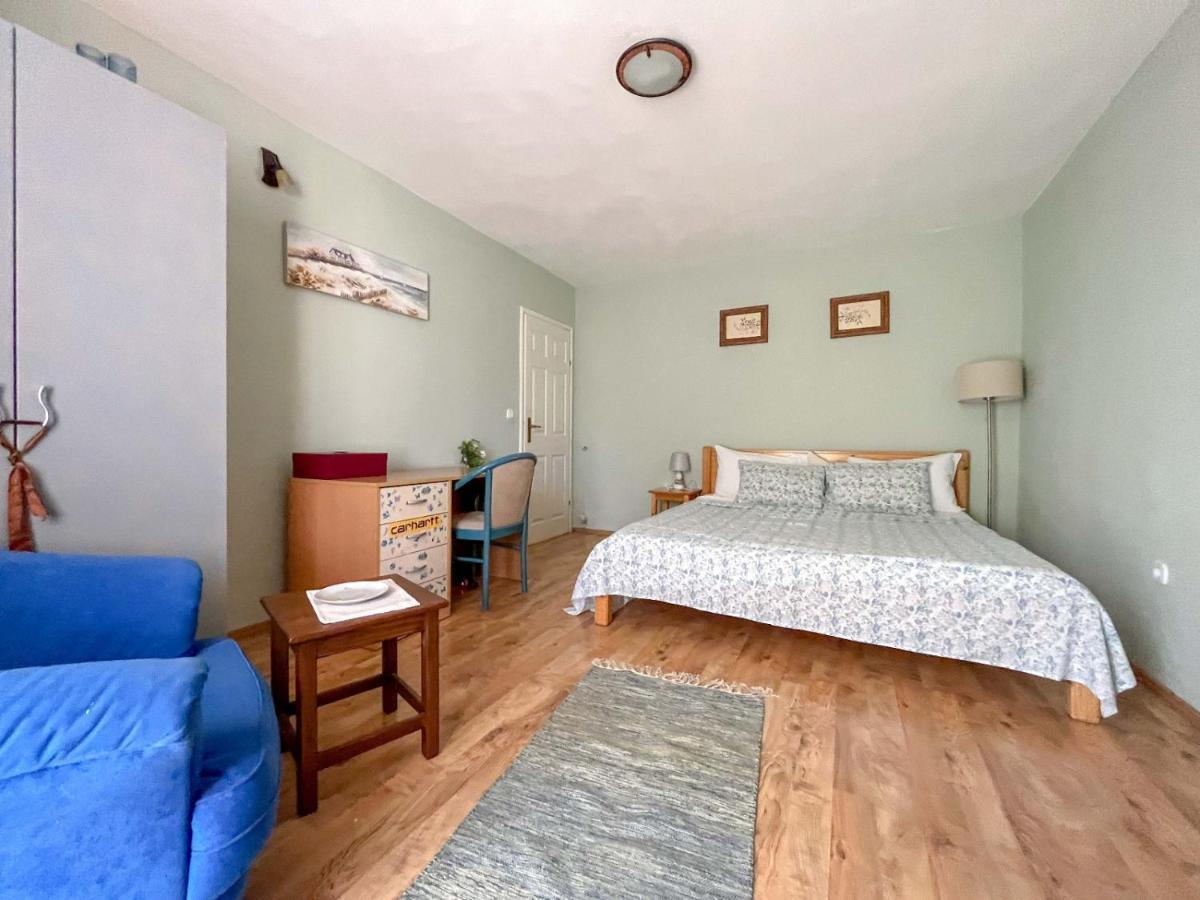 Apartment Emilija Porec Esterno foto